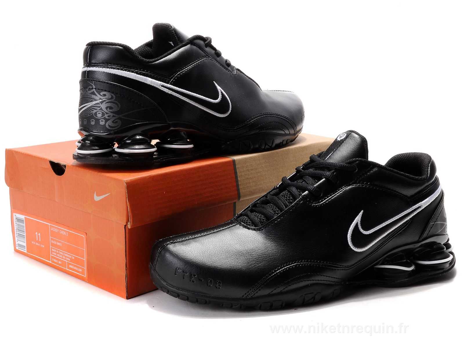 Noir Nike Shox R5 baskets (3).JPG